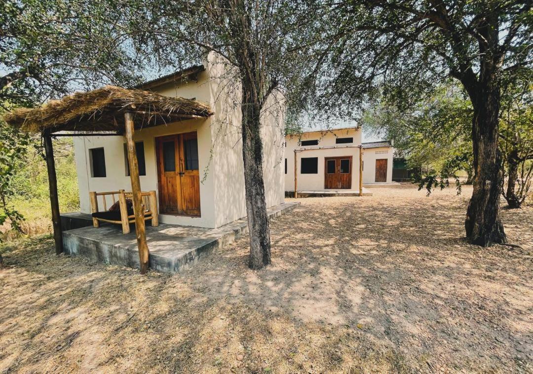 Murchison Giraffe Camp Paraa Zewnętrze zdjęcie